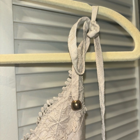 Romper - Picture 2 of 5